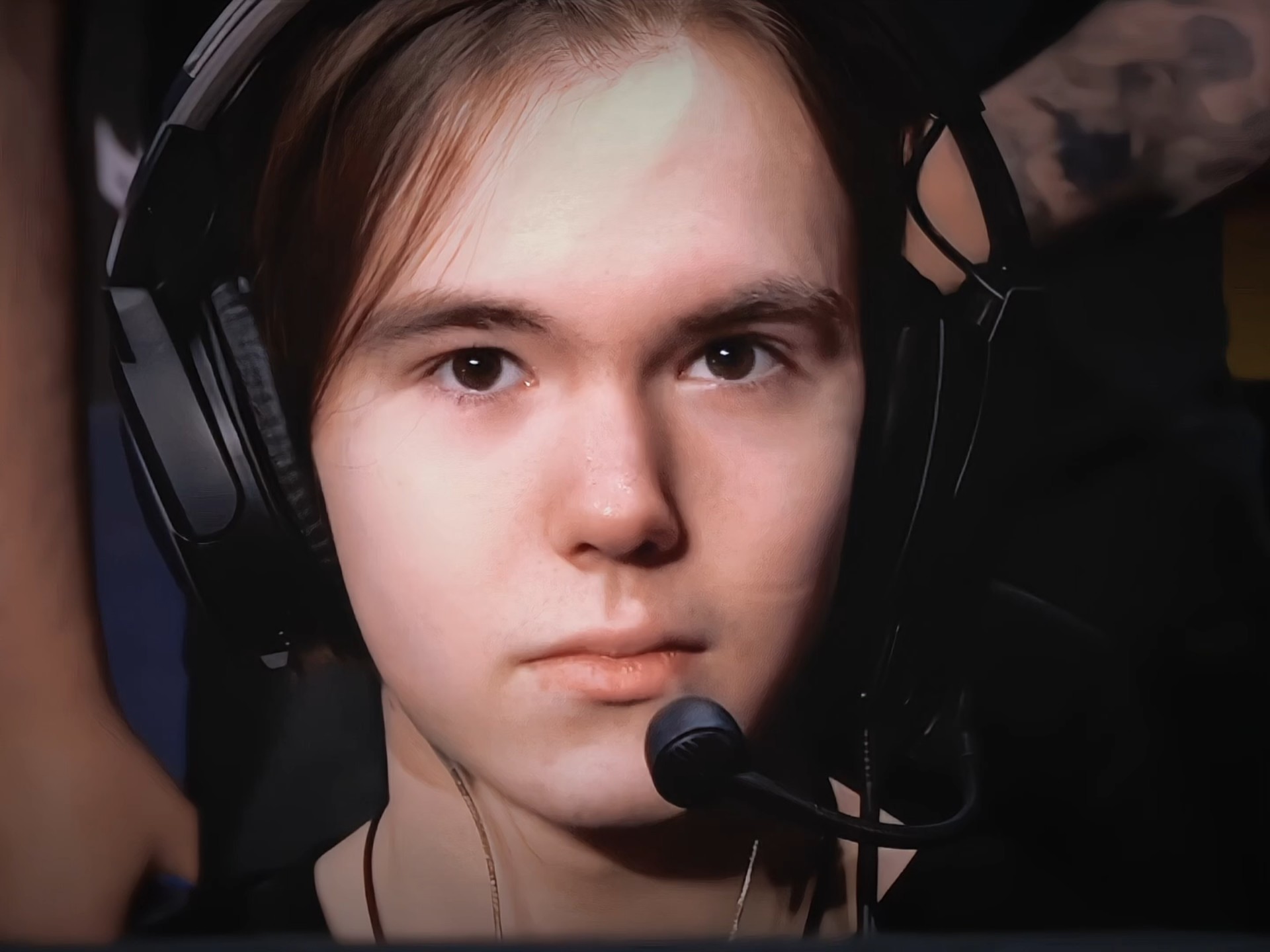 新管理层希 新管理层希