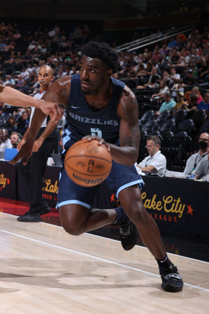 了传奇色彩 了传奇色彩