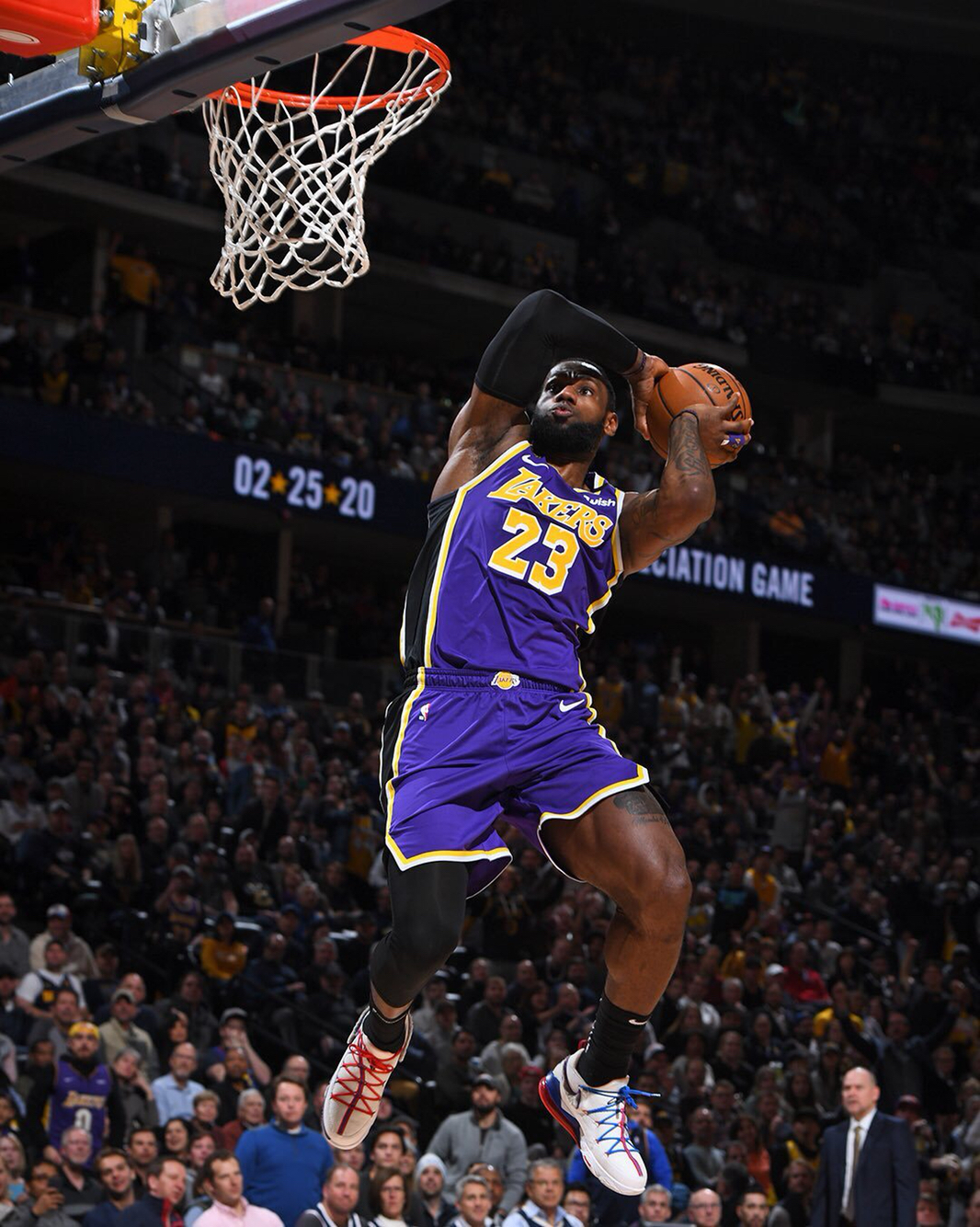 此役在弗留 此役在弗留